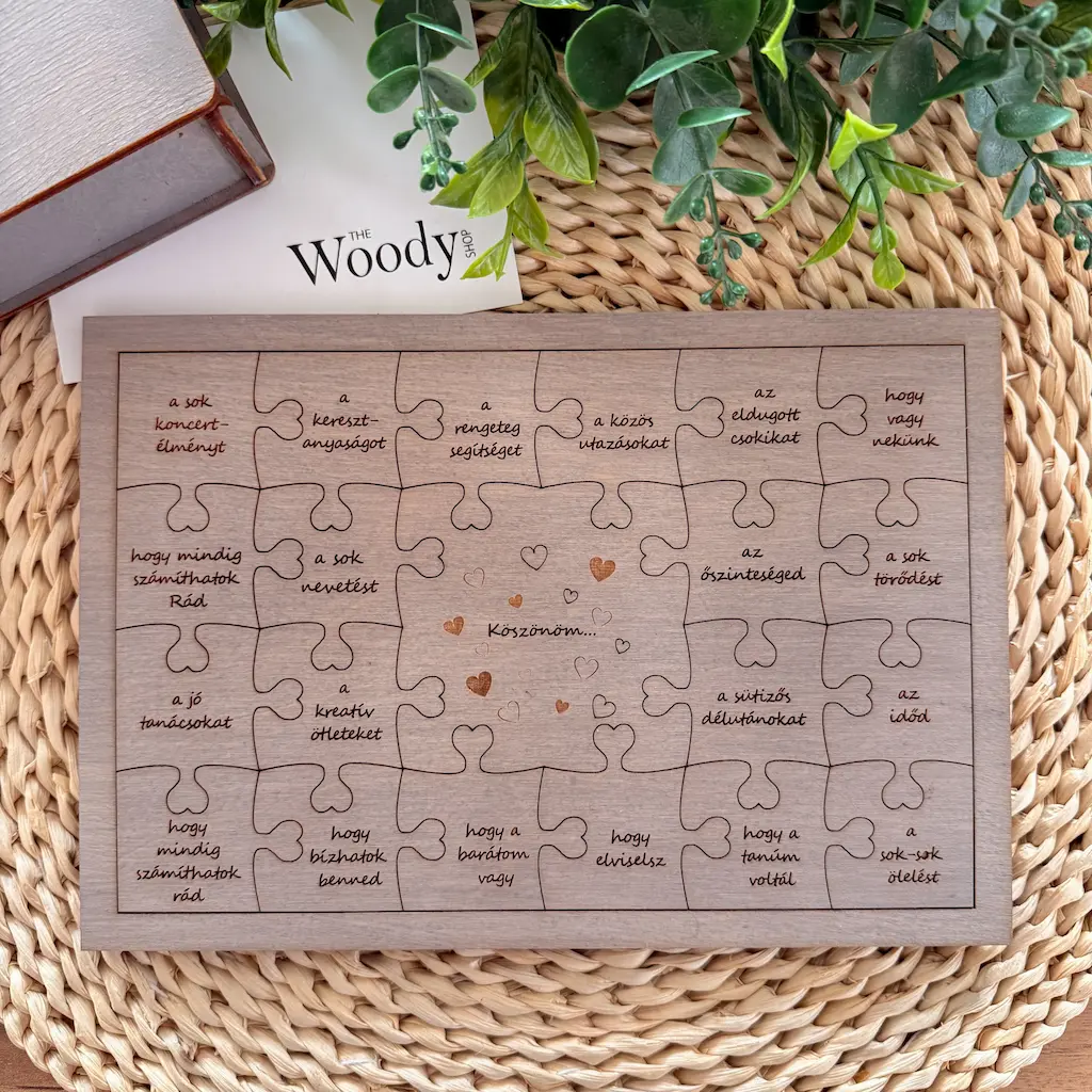 szurke_teglalapban_puzzlek_kerettel